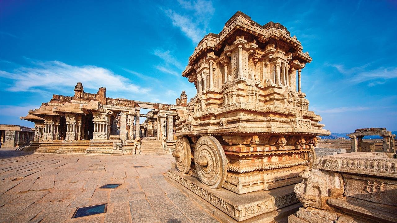 Hampi’s E-ticket problem makes tourists return without seeing monuments ...