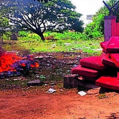 Koppal Hostel Students Abandon Rooms Amid Bedbug Outbreak