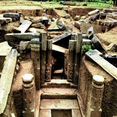 Paired Vishnu and Shiva Temples Unearthed Near Kamal Mahal in Hampi